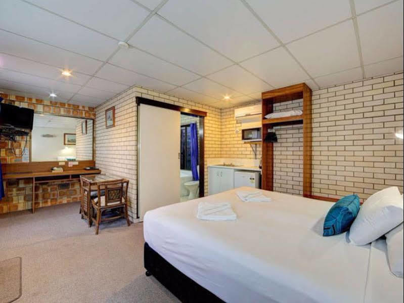 Chalet Motor Inn Bundaberg Eksteriør bilde